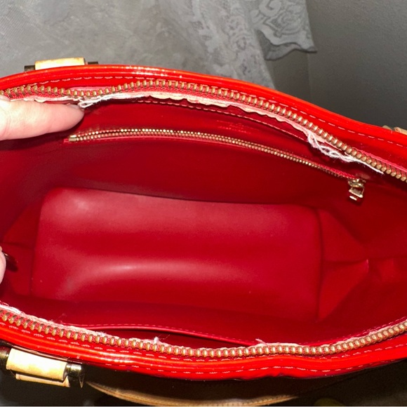 Louis Vuitton Houston Tote Red Leather Monogram Vernis - Picture 10 of 12